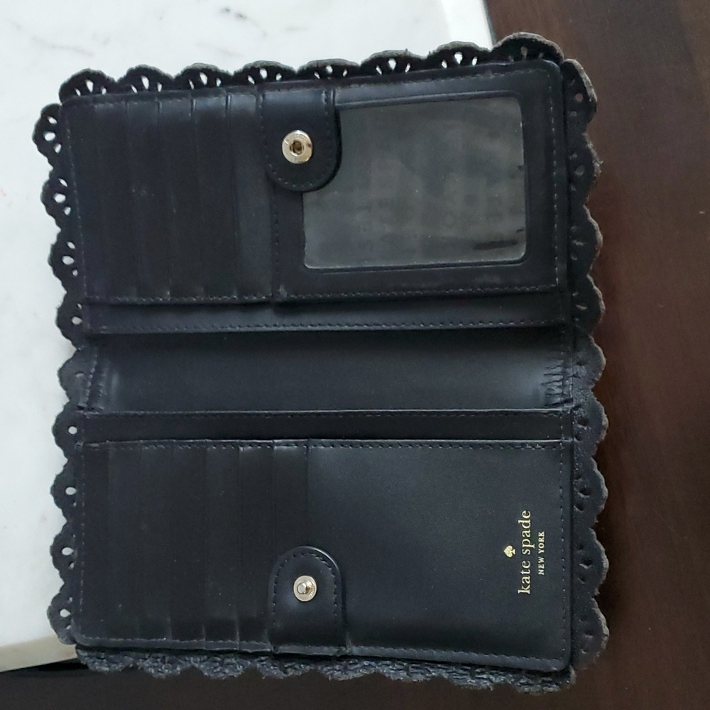 Rare Kate Spade Black Scalloped Leather Long Thin Wallet - Picture 4 of 9
